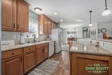 13771 Bluebell Ln, Cedar Springs, MI 49319 - photo 6