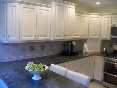 22 Grove Place unit 25, Winchester, MA 01890 - photo 3