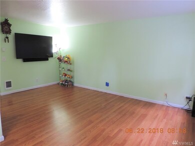 126 W Casino Rd unit 14, Everett, WA 98204 - photo 4