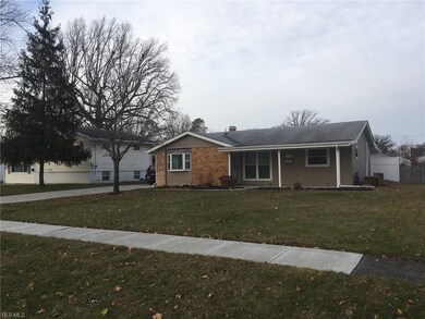 2153 E 39th St, Lorain, OH 44055 - photo 3