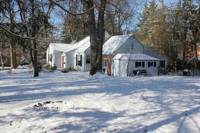 169 Silver Hill Ln, Stamford, CT 06905 - photo 2