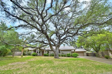 10930 Hollow Ridge, Helotes, TX 78023 - photo 4