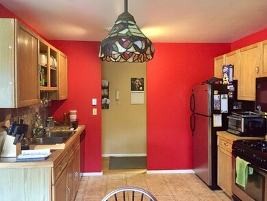 109 Regency Park Dr, Agawam, MA 01001 - photo 5