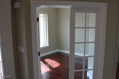 Office / photo similar