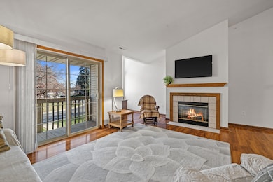 9322 W Loomis Rd unit 4, Franklin, WI 53132 - photo 5