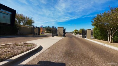 408 Carlisle Ave unit 3, Edinburg, TX 78539 - photo 4