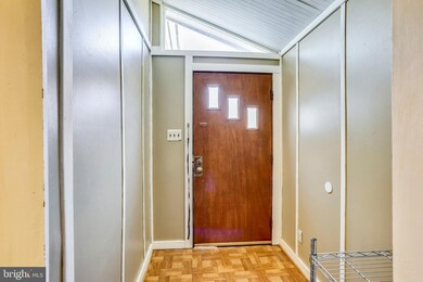 11105 Brandywine St, Kensington, MD 20895 - photo 5