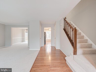 10332 Mockingbird Pond Ct, Burke, VA 22015 - photo 3