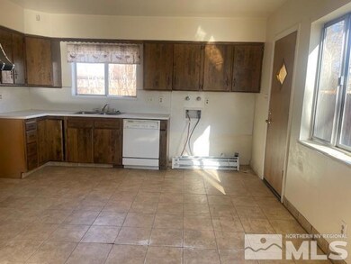 5 E Lincoln Way, Sparks, NV 89431 - photo 6