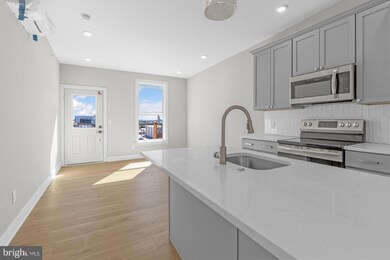 1935 N 2nd St unit 402, Philadelphia, PA 19122 - photo 5