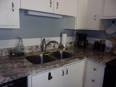 GRANITE COUNTERS