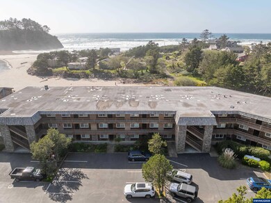 48988 S Hwy 101 unit 130, Neskowin, OR 97149 - photo 4