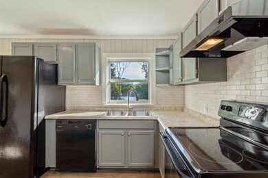 5579 Fleming Dr, Crestview, FL 32539 - photo 4