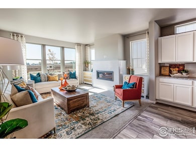 EXAMPLE PHOTO: LIVING ROOM