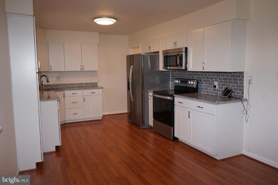 7611 Vicar St, New Carrollton, MD 20784 - photo 2