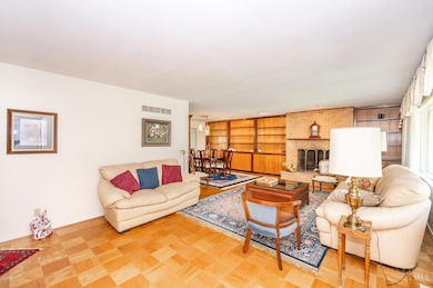 513 Chisholm Trail, Cincinnati, OH 45215 - photo 7