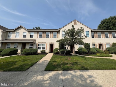 19 Foxglove Dr unit 19, Delran, NJ 08075 - photo 2