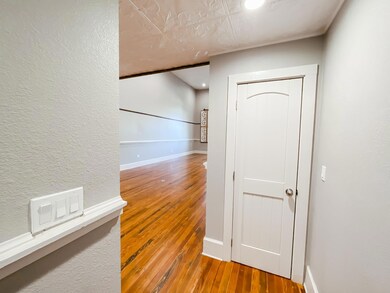 507 W Main St unit 203, Denison, TX 75020 - photo 2