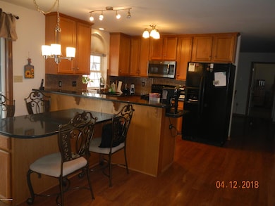 273 Orchard View Dr, Effort, PA 18330 - photo 4