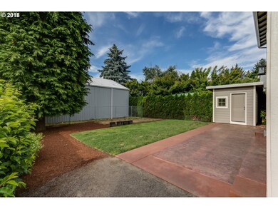 581 Irving Rd, Eugene, OR 97404 - photo 3