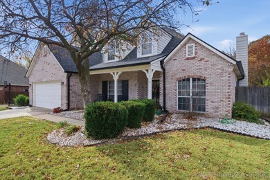 304 N Eucalyptus Ct, Broken Arrow, OK 74012 - photo 2
