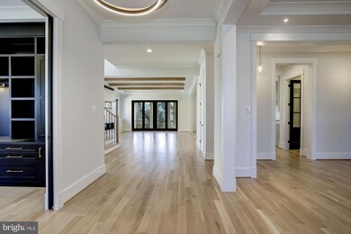 5907 35th St N, Arlington, VA 22207 - photo 7