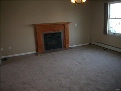 383 Demaria Dr, Easton, PA 18040 - photo 4