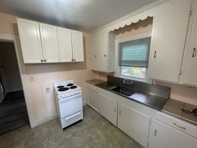 47 Laurel St, East Weymouth, MA 02189 - photo 3