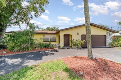 2324 Jasper Ave, Fort Myers, FL 33907 - photo 2