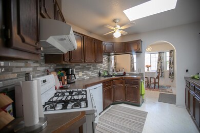 15323 Woodhill Ct, Horizon City, TX 79928 - photo 7