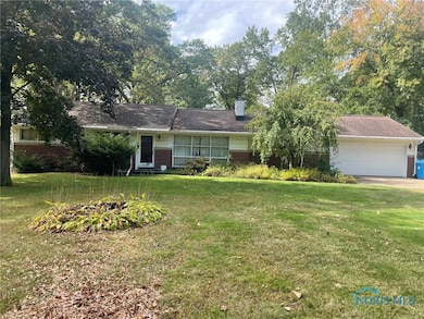 5213 Fairgreen Dr, Toledo, OH 43613 - photo 2