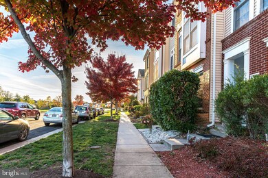 25033 Riding Center Dr, Chantilly, VA 20152 - photo 5