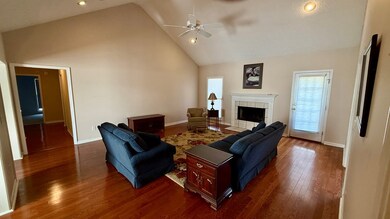 Den/Living