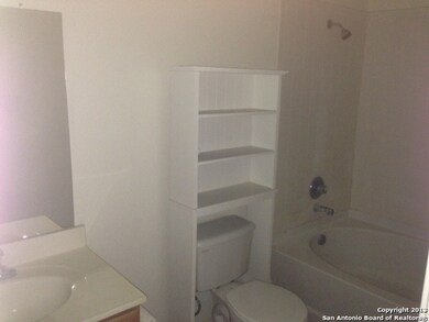 10719 S Shaenridge, San Antonio, TX 78254 - photo 5