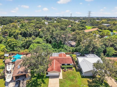 2827 Eagle Run Cir S, Clearwater, FL 33760 - photo 3