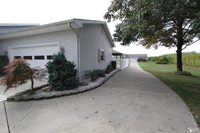 4833 Stadler Rd, Monroe, MI 48162 - photo 5