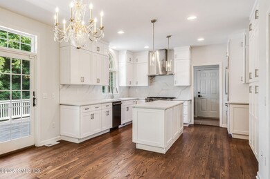 12 Hickory Dr unit B, Greenwich, CT 06831 - photo 3