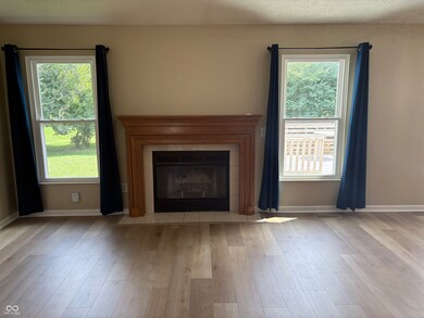 10415 Fawn Ridge Ln, Indianapolis, IN 46236 - photo 7