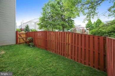 20449 Doncaster Terrace, Sterling, VA 20165 - photo 6