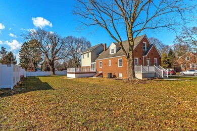 102_77_LOCUST_AVE__252241_399238