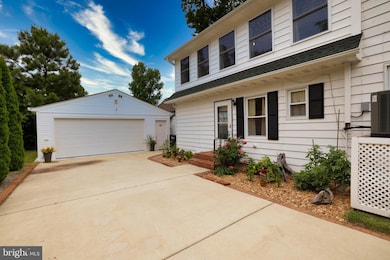 19 7th St, Colonial Beach, VA 22443 - photo 5