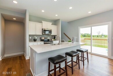 7917 NW 95th St, Johnston, IA 50131 - photo 6