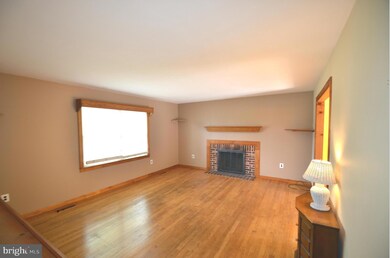 6321 Old Washington Rd, Sykesville, MD 21784 - photo 5
