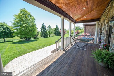 36876 Paxson Rd, Purcellville, VA 20132 - photo 3