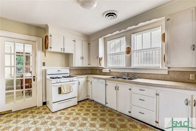 1314 E 50th St, Savannah, GA 31404 - photo 6