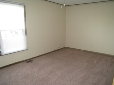 215 Nantucket Harbor unit 130, Schaumburg, IL 60193 - photo 7