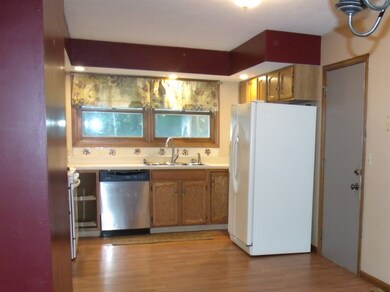 23003 Weymouth Ln, Elkhart, IN 46516 - photo 7