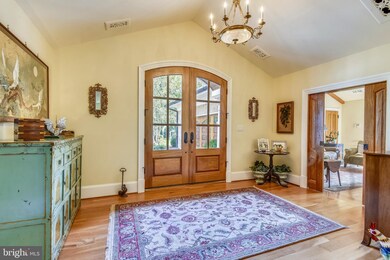 7302 Admiral Dr, Alexandria, VA 22307 - photo 2