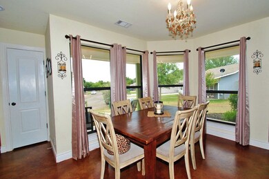 225 Green Oaks Loop, Fredericksburg, TX 78624 - photo 3