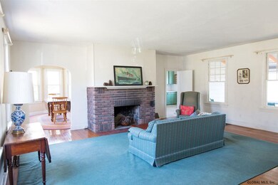 4037 River Rd, Schenectady, NY 12309 - photo 2